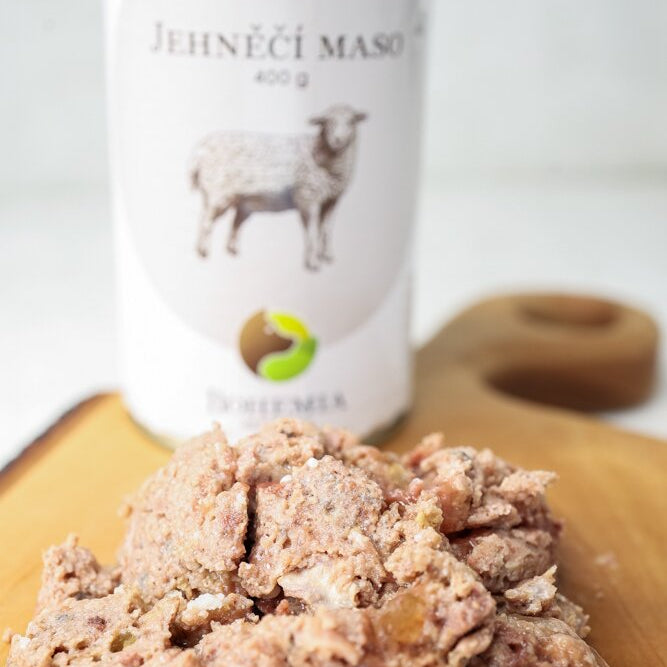 Jahňacie mäso vo vlastnej šťave 400g